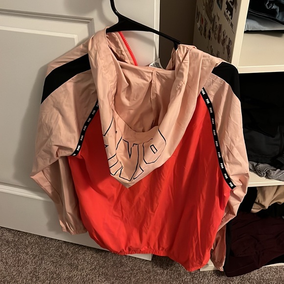 Windbreaker/rain coat pink Victoria’s Secret zip up - Picture 3 of 3